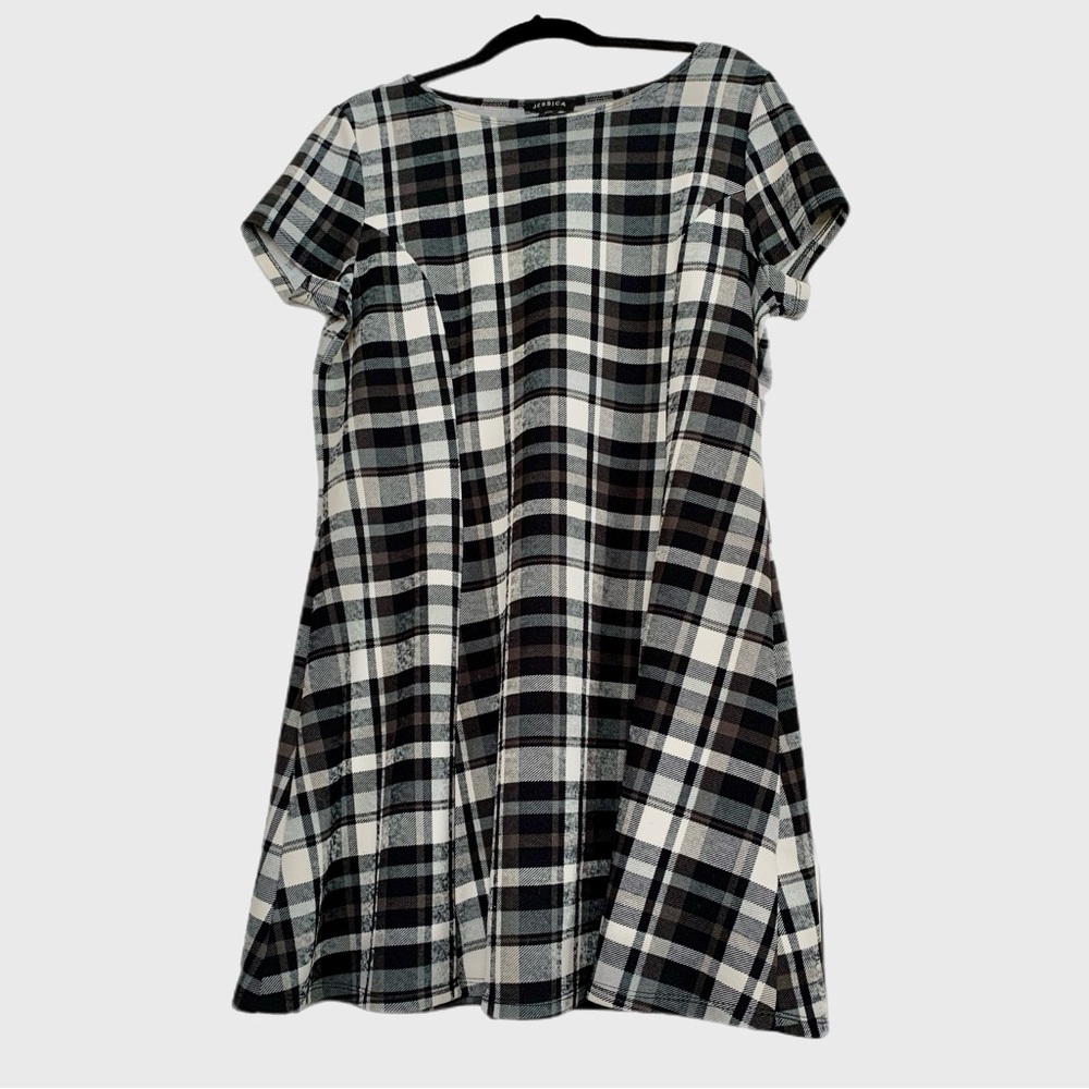 Jessica XL Vintage Black, White and Green Plaid Mini Dress 🇨🇦 Made in Canada!